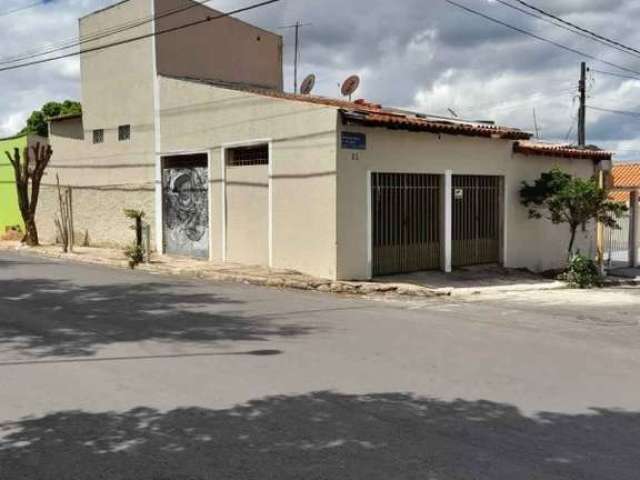 Casa para venda com 160 m² e 4 quartos em Núcleo Habitacional Mary Dota, Bauru - SP