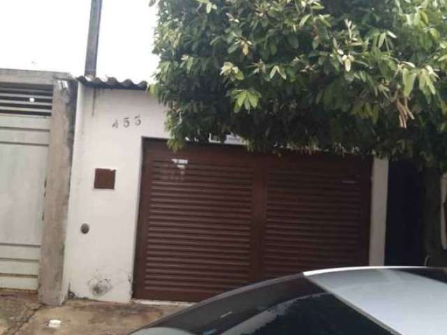 Casa com 2 quartos à venda no Parque Jaraguá, Bauru  por R$ 180.000