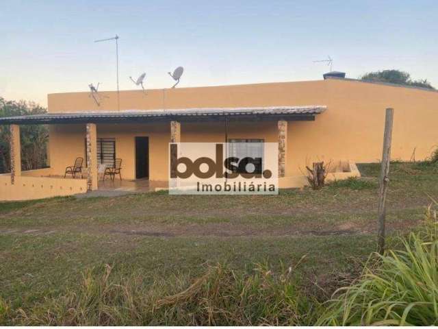 Chácara para venda com 24000 m² e 4 quartos em Santa Cristina, Piratininga - SP