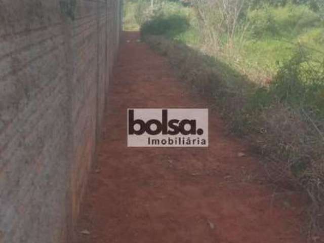 Casa no Vale do Igapó, em fase de acabamento, valor de $1.000.000,00, já terminada.