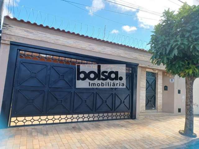 Casa para venda com 318 m² e 3 quartos em Jardim Terra Branca, Bauru - SP