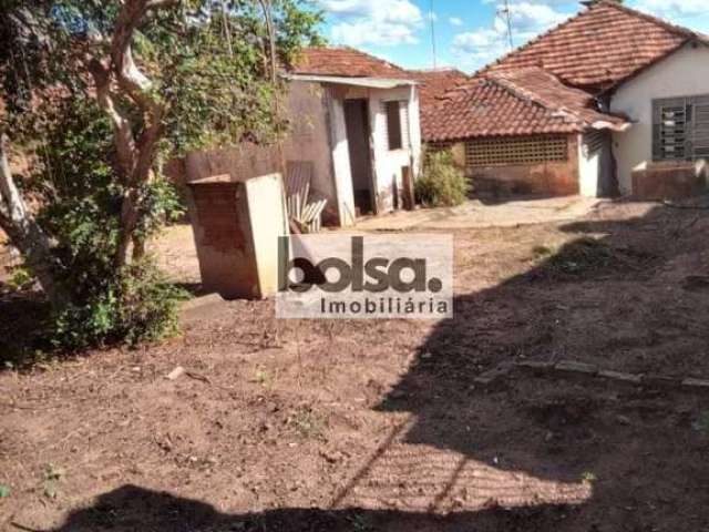 Casa para venda com 440 m² e 2 quartos em Vila São João da Boa Vista, Bauru - SP