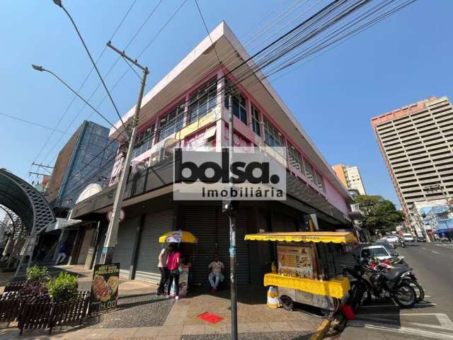 Prédio comercial de esquina no centro ! !