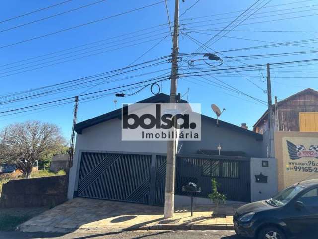 Casa para venda com 305 m² e 4 quartos em Madureira, Bauru - SP