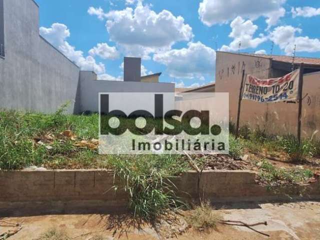 Terreno para venda com 180 m² em Vila Coralina, Bauru - SP