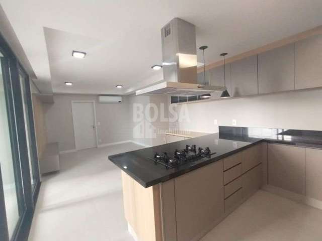 Lindo apartamento com varanda gourmet ,Andar Alto ! Zona Sul