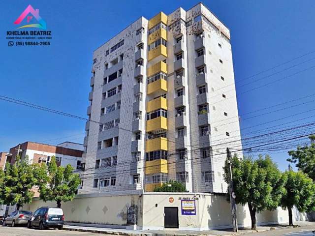 Vendo apartamento com 3 quartos, ampla sala, varanda, elevador, Aldeota