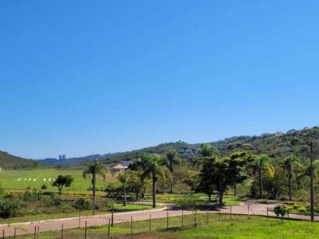 Terreno à venda no Balneário Água Limpa, Nova Lima  por R$ 290.000