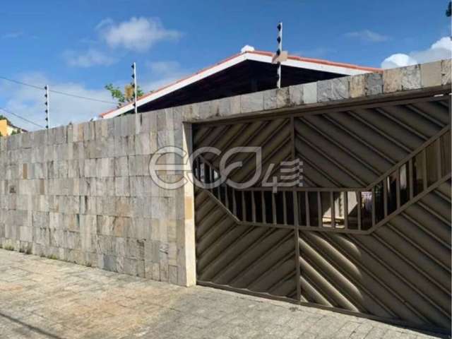 Casa à venda no bairro Aeroporto - Aracaju/SE