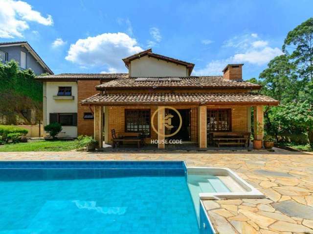 Casa com 447m² à venda na Granja Caiapiá - Cotia/SP