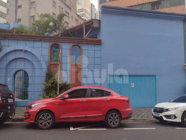 Sobrado comercial e residencial com renda na vila bastos, Santo Andre, salão de reunião, 4 vagas de garagens e edícula.