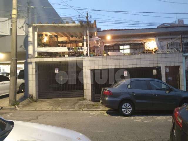 Casa assobradada Bairro Pinheirinho estuda permuta até 500 mil em casa ou sobrado