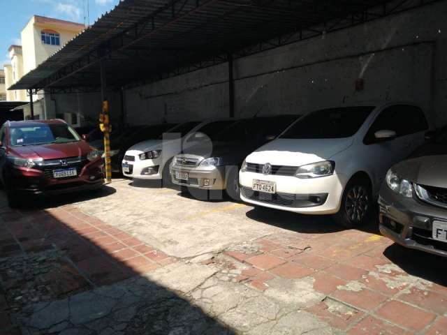 Vale a pena conferi! Terreno em excelente local alugado para estacionamento.