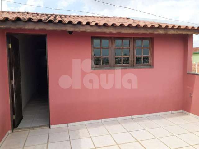 Sobrado 262 m² Vila Alto de Santo Andre ,4 suítes, 6 vagas de garagem , varanda vista livre, Santo André