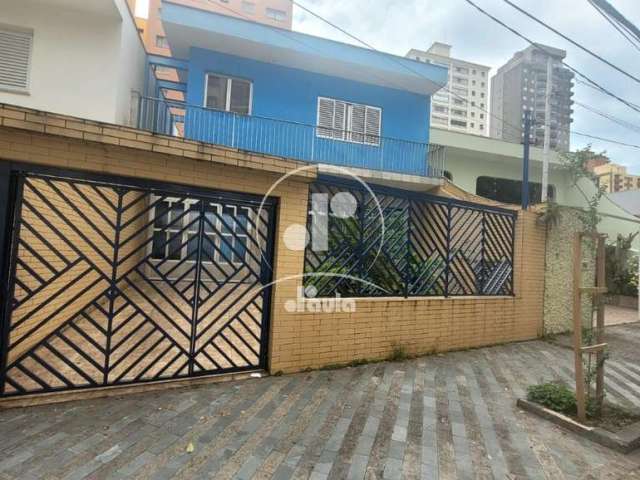 Sobrado de 234m² à venda em Santo André-SP, na Vila Bastos! com 4 quartos, 1 suíte, 2 salas, 3 banheiros e 3 vagas de garagem