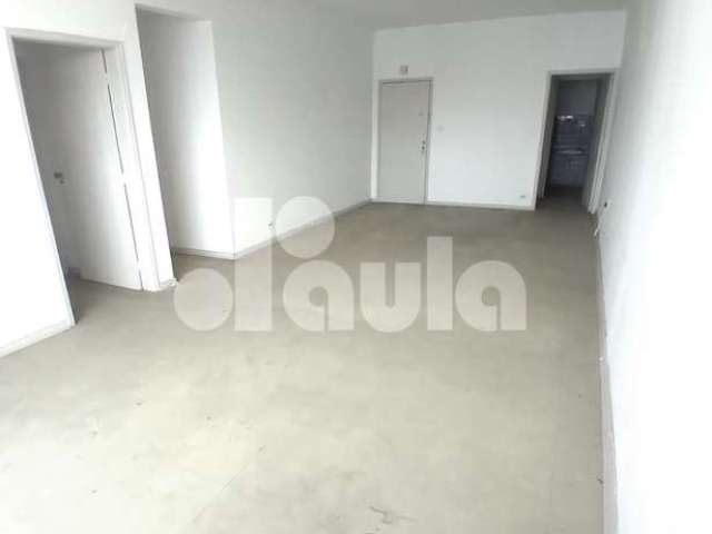 Sala comercial 73m² com 2 ambientes, copa e 2 banheiros, no Centro de Santo André.