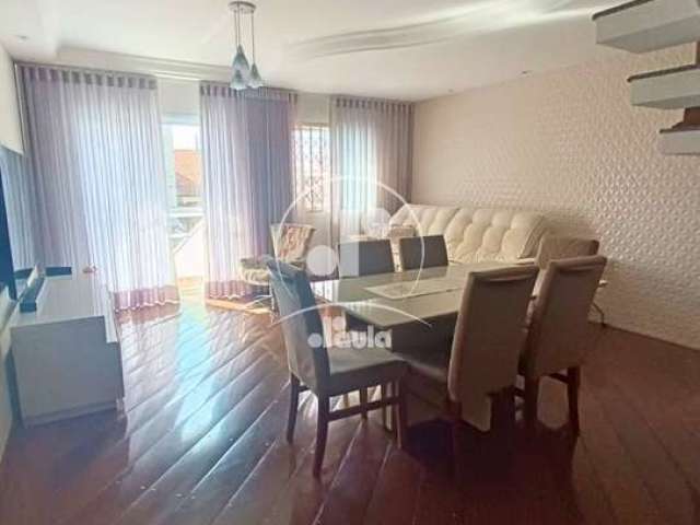 Lindo Triplex de 180m² à venda em Santo André-SP, no bairro Santa Maria: 3 quartos, 3 suítes, sala, 4 banheiros, 3 vagas de garagem.