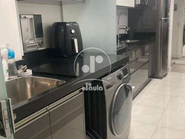 Apartamento  com  85 m² com  3 quartos , sendo uma suíte , sala , cozinha , área de serviço  , 2 vagas de garagem  .