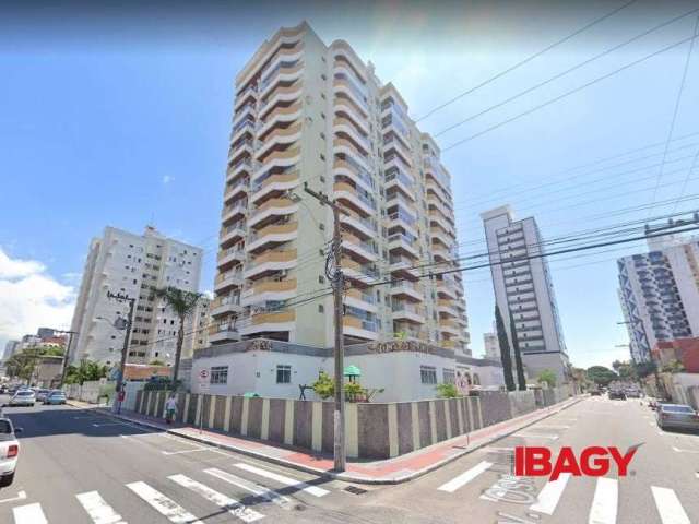 Apartamento com 3 quartos para alugar na Avenida Governador Adolfo Konder, 251, Campinas, São José, 120 m2 por R$ 3.200