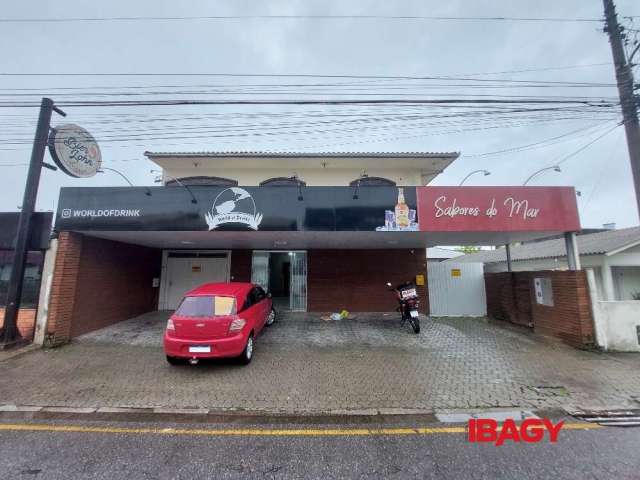 Ponto comercial com 1 sala para alugar na Rua Antônio Vieira, 468, Ponte do Imaruim, Palhoça, 64 m2 por R$ 2.500