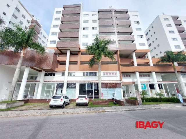 Apartamento com 2 quartos para alugar na Rua Cônego Rodolfo Machado, 1098, Rio Caveiras, Biguaçu, 71 m2 por R$ 2.500