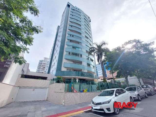 Apartamento com 2 quartos para alugar na Rua Presidente Coutinho, 414, Centro, Florianópolis, 87 m2 por R$ 4.700