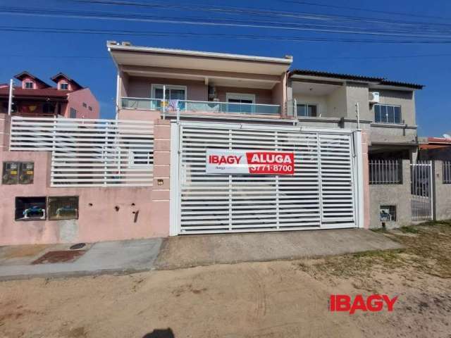 Casa com 2 quartos para alugar na Olinda Rosa da Conceicao, 890, Ingleses do Rio Vermelho, Florianópolis, 98 m2 por R$ 3.000