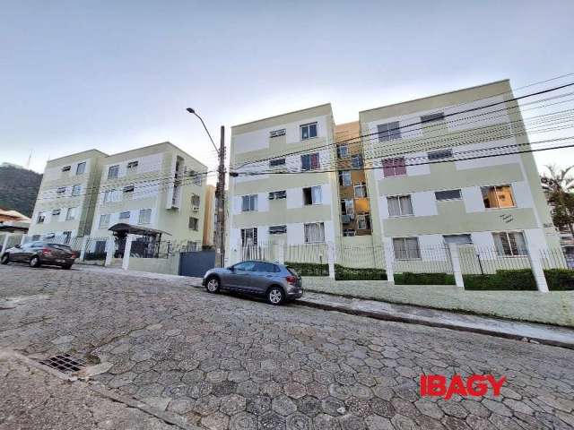 Apartamento com 2 quartos para alugar na Rua Doutor Percy João de Borba, 38, Trindade, Florianópolis, 103 m2 por R$ 3.500