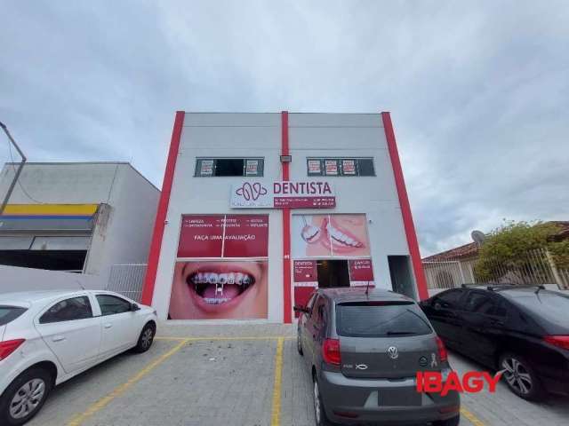 Sala comercial com 1 sala para alugar na Rua Armando Siegel, Ponte do Imaruim, Palhoça, 160 m2 por R$ 4.000