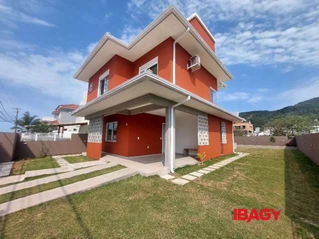 Casa com 3 quartos para alugar na Rua Timbaúba do Ribeirão, 89, Ribeirão da Ilha, Florianópolis, 130 m2 por R$ 6.500