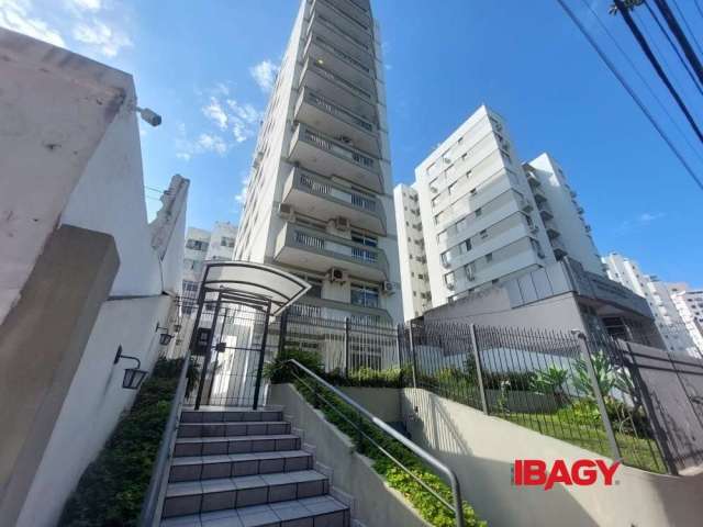 Apartamento com 3 quartos para alugar na Praça Olívio Amorim, 132, Centro, Florianópolis, 163 m2 por R$ 6.000