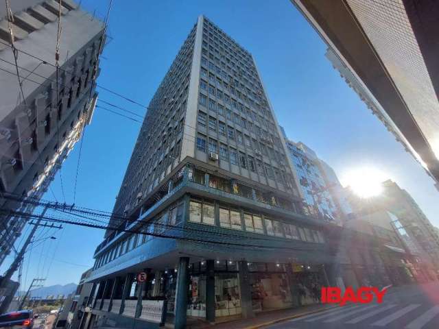 Apartamento com 2 quartos para alugar na Rua Felipe Schmidt, 625, Centro, Florianópolis, 82 m2 por R$ 3.600