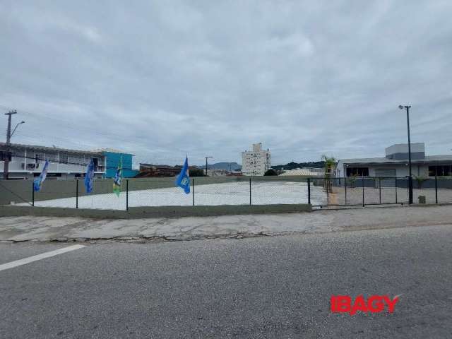 Ponto comercial com 2 salas para alugar na Rua Adélio Longo, 784, Fazenda Santo Antônio, São José, 158 m2 por R$ 12.000