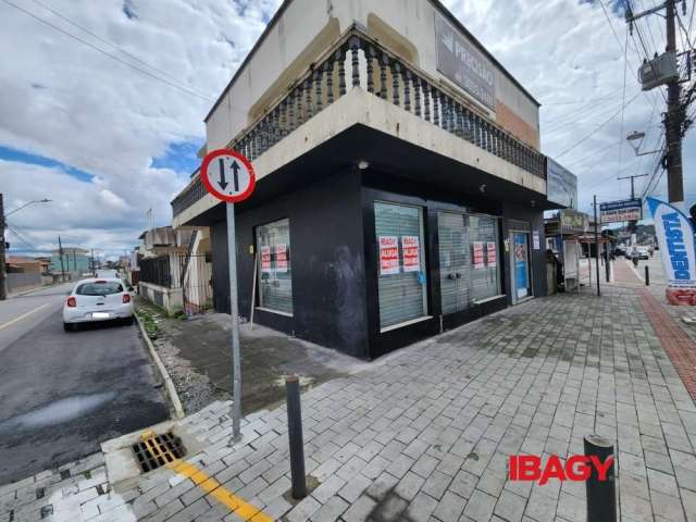 Ponto comercial para alugar na Avenida Aniceto Zacchi, 742, Ponte do Imaruim, Palhoça, 100 m2 por R$ 4.500