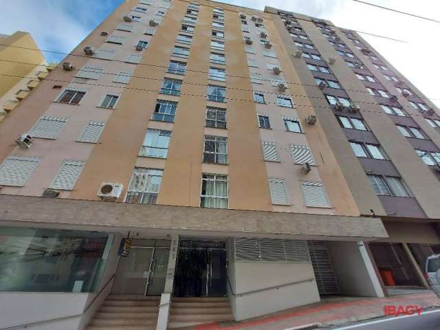 Apartamento com 2 quartos para alugar na Rua Padre Roma, 241, Centro, Florianópolis, 82 m2 por R$ 2.300