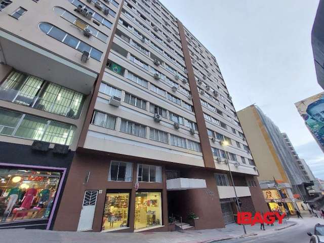 Apartamento com 2 quartos para alugar na Avenida Prefeito Osmar Cunha, 78, Centro, Florianópolis, 84 m2 por R$ 3.500