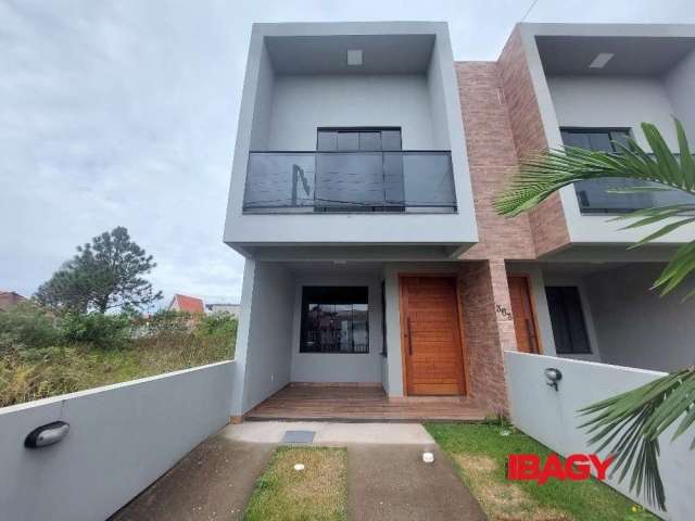 Casa com 3 quartos para alugar na Guarapari, 363, Praia do Sonho, Palhoça por R$ 2.600