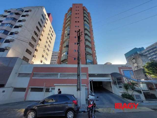 Apartamento com 1 quarto para alugar na Rua Fernando Machado, 192, Centro, Florianópolis, 35 m2 por R$ 2.100