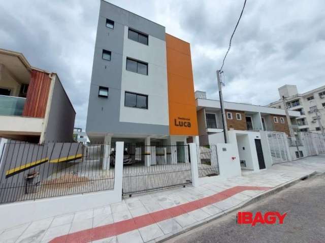 Apartamento com 2 quartos para alugar na Rua Ímola, 100, Pagani, Palhoça, 52 m2 por R$ 1.800