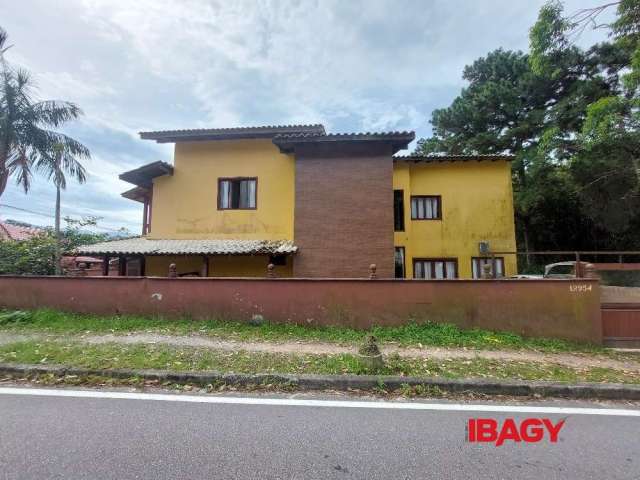 Casa com 7 quartos para alugar na Rodovia Baldicero Filomeno, 12954, Ribeirão da Ilha, Florianópolis, 276 m2 por R$ 12.000