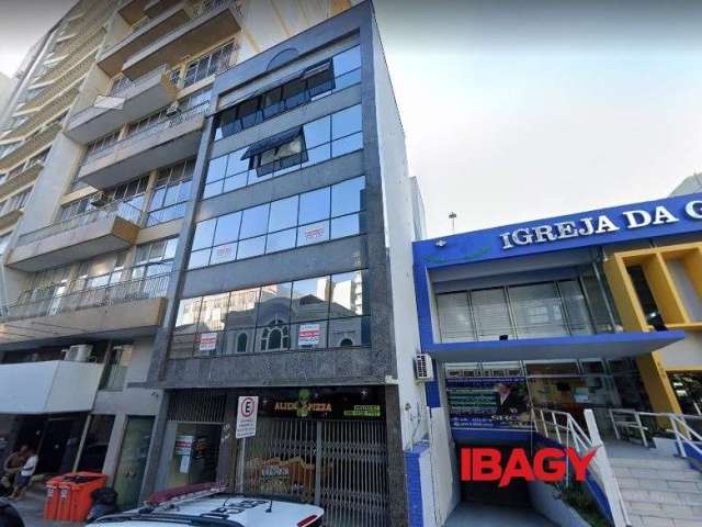 Apartamento com 1 quarto para alugar na Rua Arcipreste Paiva, 115, Centro, Florianópolis, 29 m2 por R$ 3.500