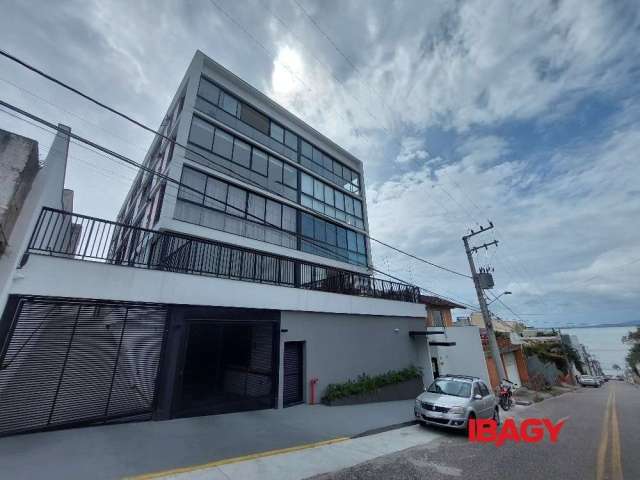 Apartamento com 2 quartos para alugar na Rua Fritz Muller, 270, Coqueiros, Florianópolis, 82 m2 por R$ 3.800