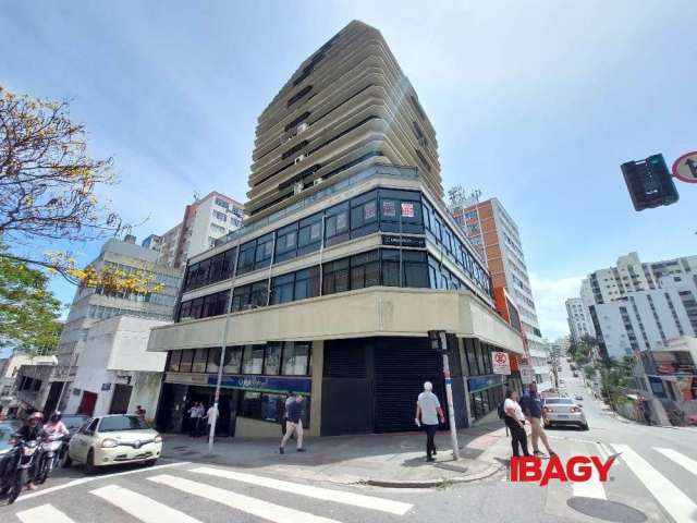 Sala comercial com 3 salas para alugar na Rua Álvaro de Carvalho, 267, Centro, Florianópolis, 107 m2 por R$ 2.850