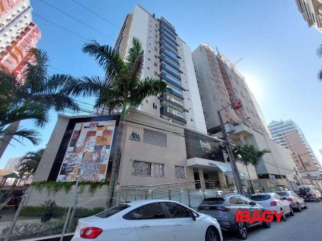 Apartamento com 2 quartos para alugar na Avenida Cruz e Souza, 267, Campinas, São José, 75 m2 por R$ 3.300