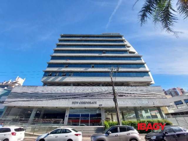 Ponto comercial com 1 sala para alugar na Rua São João Batista, 109, Agronômica, Florianópolis, 254 m2 por R$ 15.800