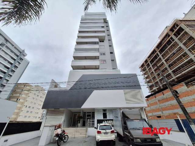 Apartamento com 3 quartos para alugar na Avenida da Pedra Branca, 250, Pedra Branca, Palhoça, 115 m2 por R$ 7.100