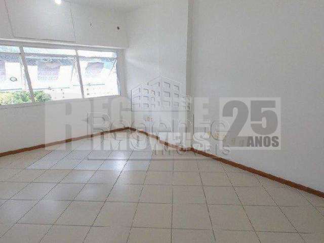 Sala Comercial à venda no bairro Trindade em Florianópolis.