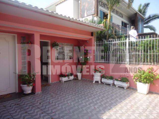 Casa à venda no bairro Estreito em Florianópolis.