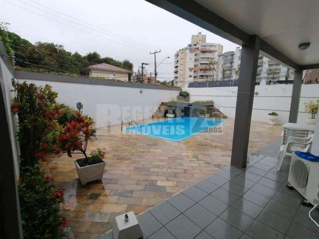 Casa à venda no bairro Itaguaçu em Florianópolis