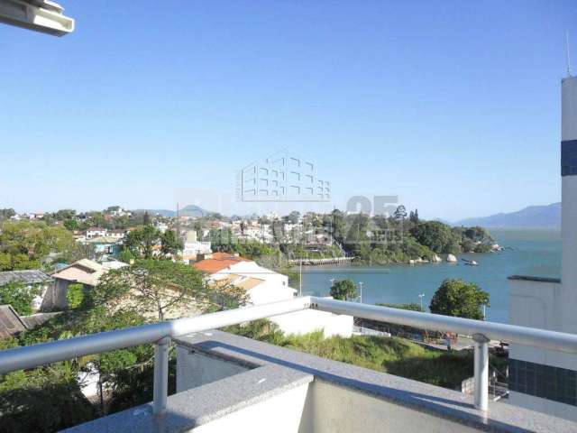 Cobertura duplex à venda no bairro Bom Abrigo em Florianópolis